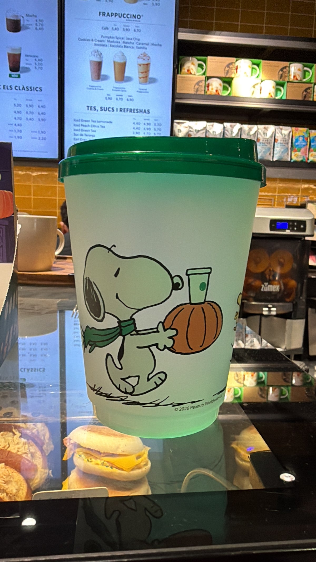Vaso reusable snoopy 2026