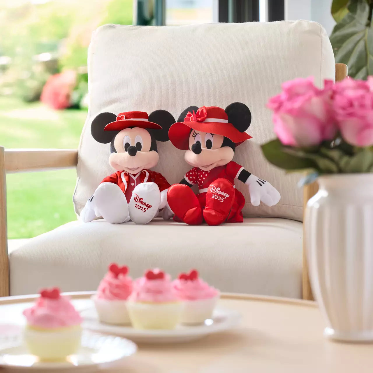 Peluche Minnie Mouse Valentine's Day – Pequeño 12'' Disney Store US