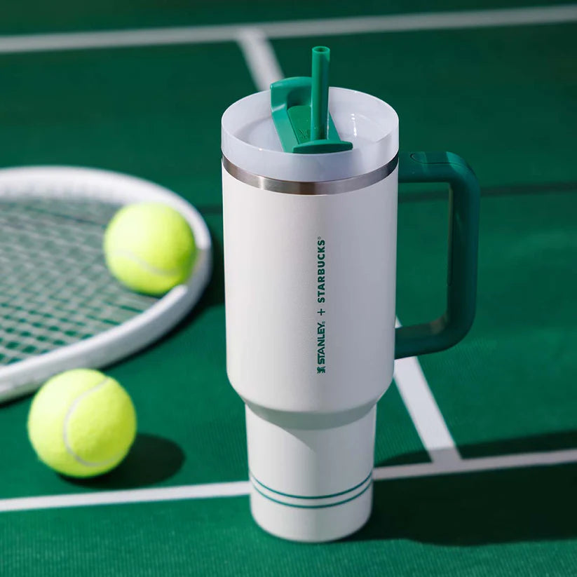 Termo DE ACERO INOXIDABLE VERDE 40OZ STANLEY x STARBUCKS THE QUENCHER Starbucks Hong Kong