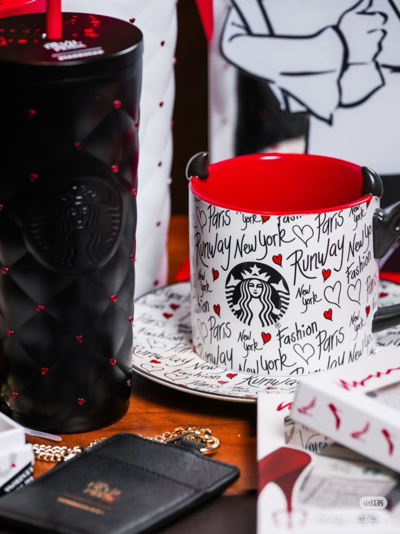 Vaso Térmico Starbucks x The Devil Wears Prada con Cristales en forma de corazón de acero inoxidable 590 ml Edición China
