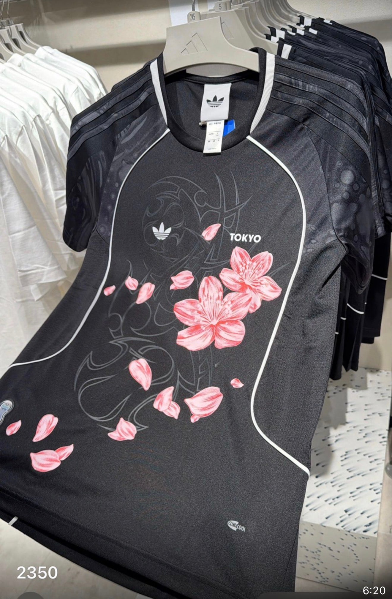 Playera Sakura Adidas