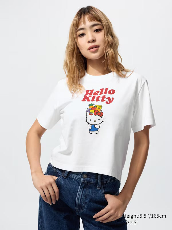 Playera Hello Kitty x Uniqlo – Algodón Suave & Estilo Kawaii Minimal