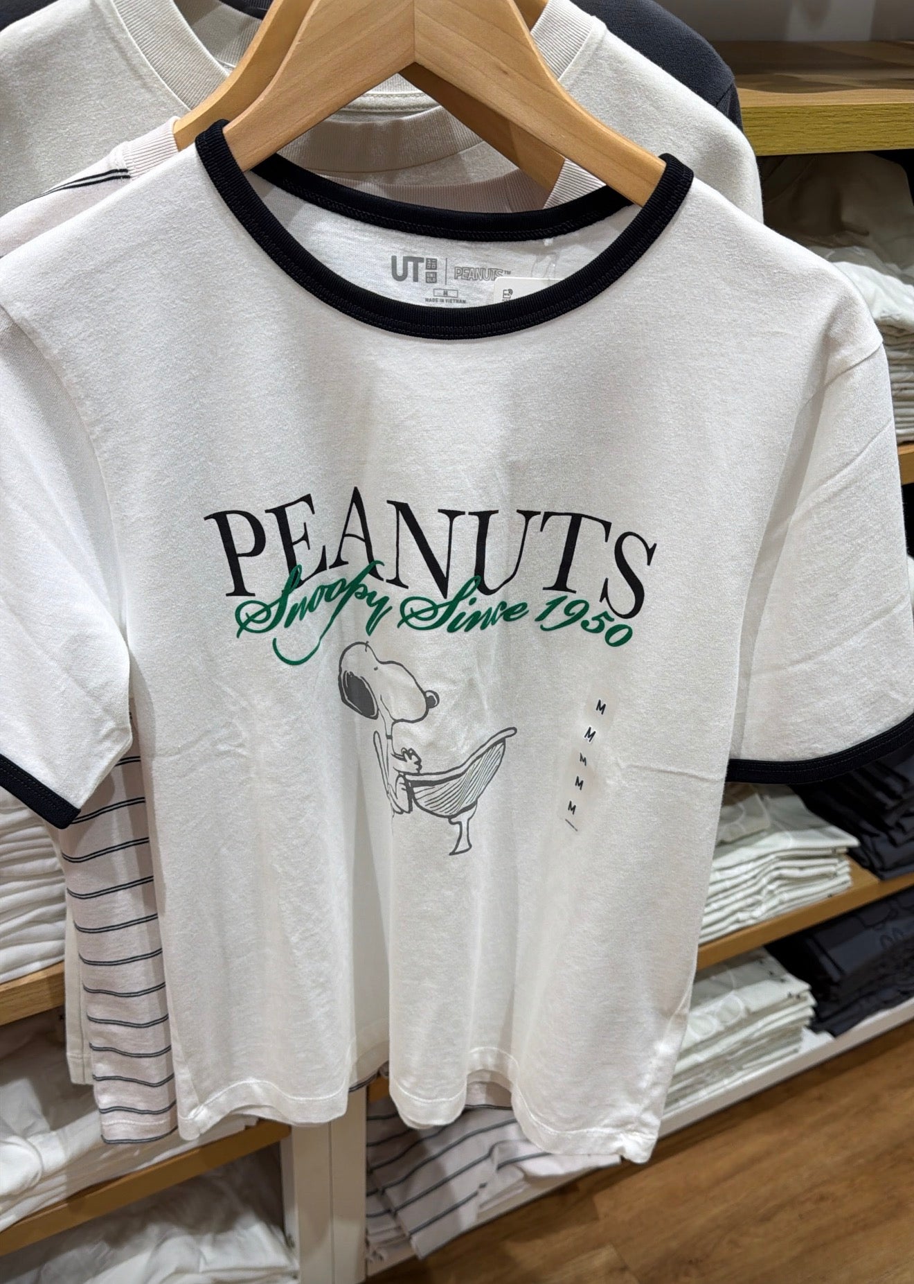 Playera snoopy Uniqlo