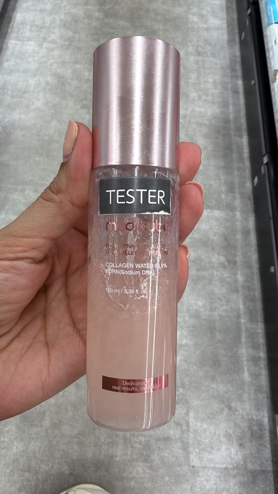 PORT PINK GON JELLY
• COLLAGEN WATER 80,9%
PORN(Sodium DIa