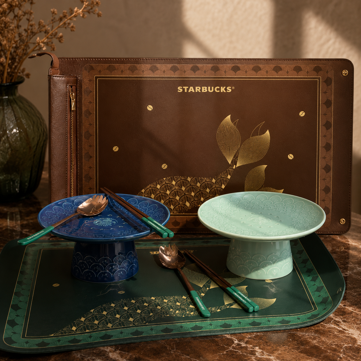 Set de platos de Postre con cubiertos Starbucks China