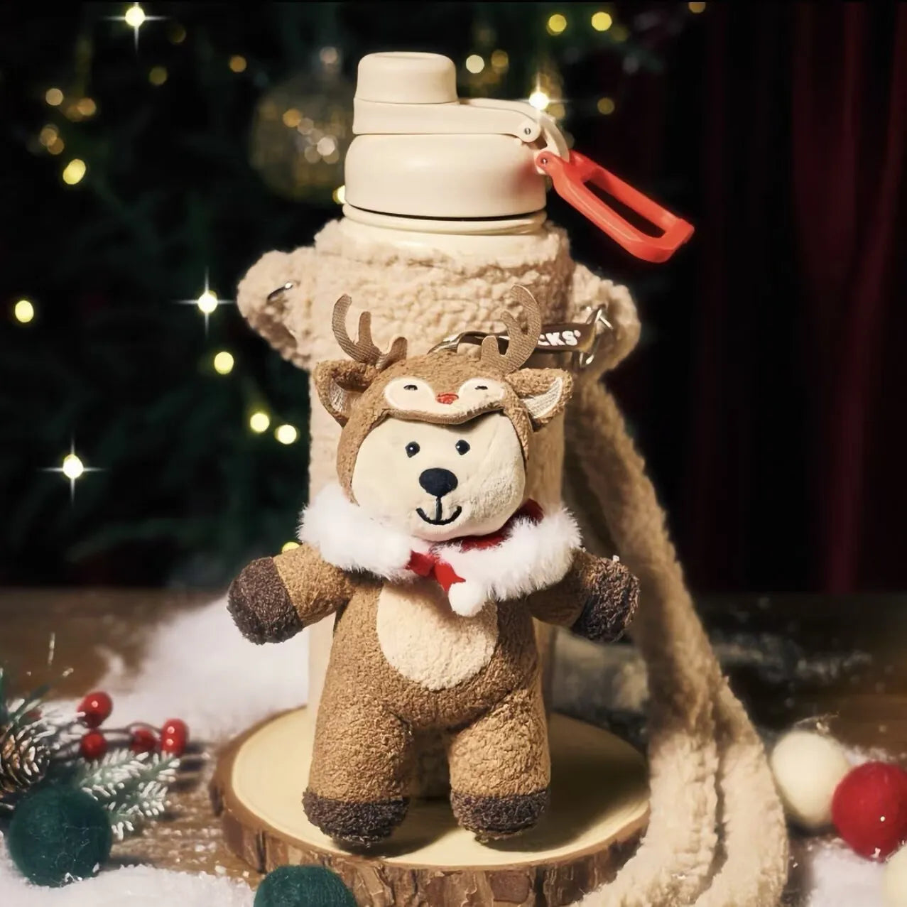 Starbucks 2025 China Warm Christmas 21oz SS Tumbler with Deer Sleeve