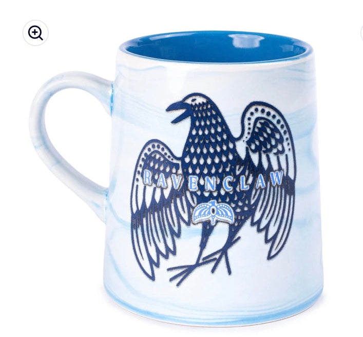 Harry Potter Ravenclaw Ornate Emblem Mug detalle
