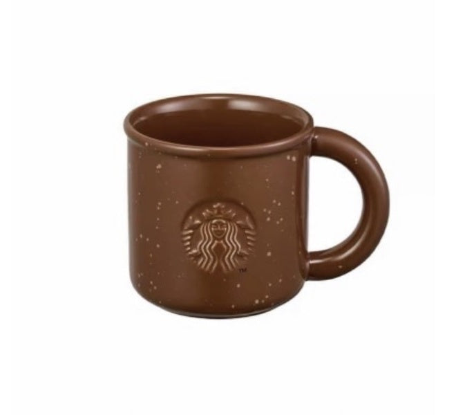 Taza Starbucks Korea Christmas de 12 oz color café con logo Sirena en relieve.