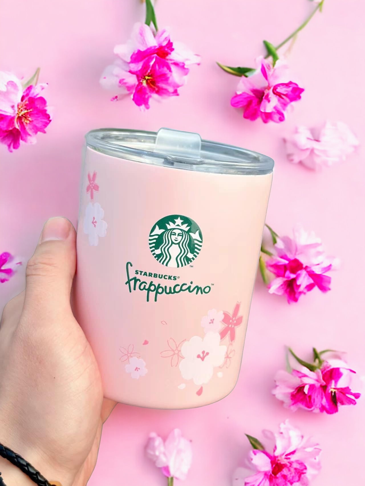 Set Rosa Sakura para Amantes del Café: Vaso Frappuccino con Popote y vaso de Acero Inoxidable