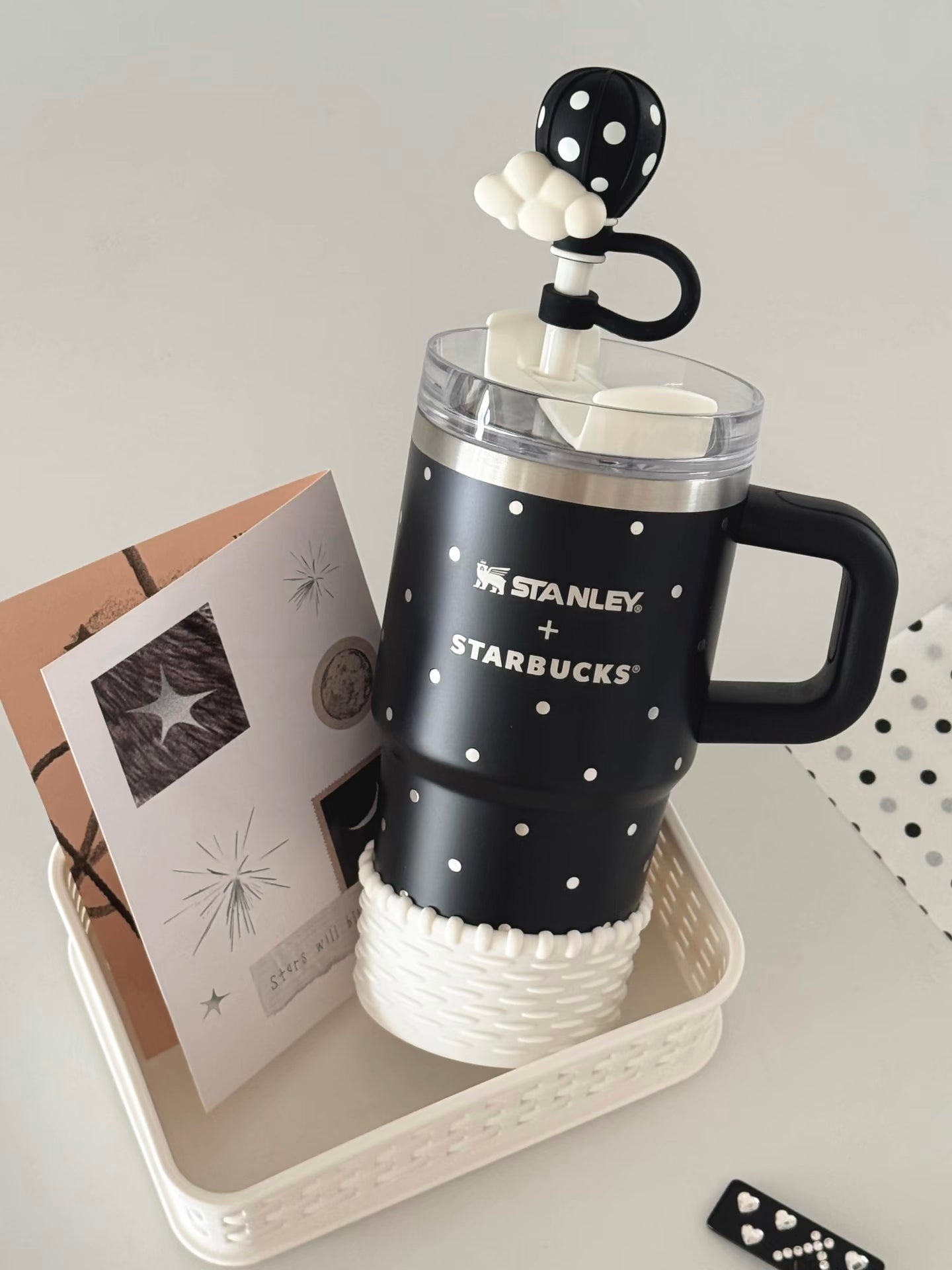 Starbucks Polka Dot Wonderland Series Stanley 20 oz Negro