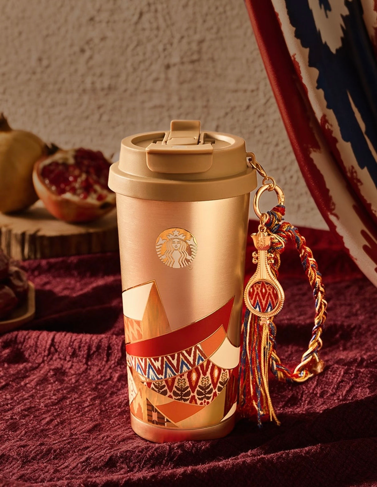 Starbucks China Star Bazaar 2026 | Vaso térmico de acero inoxidable 490 ml con charm