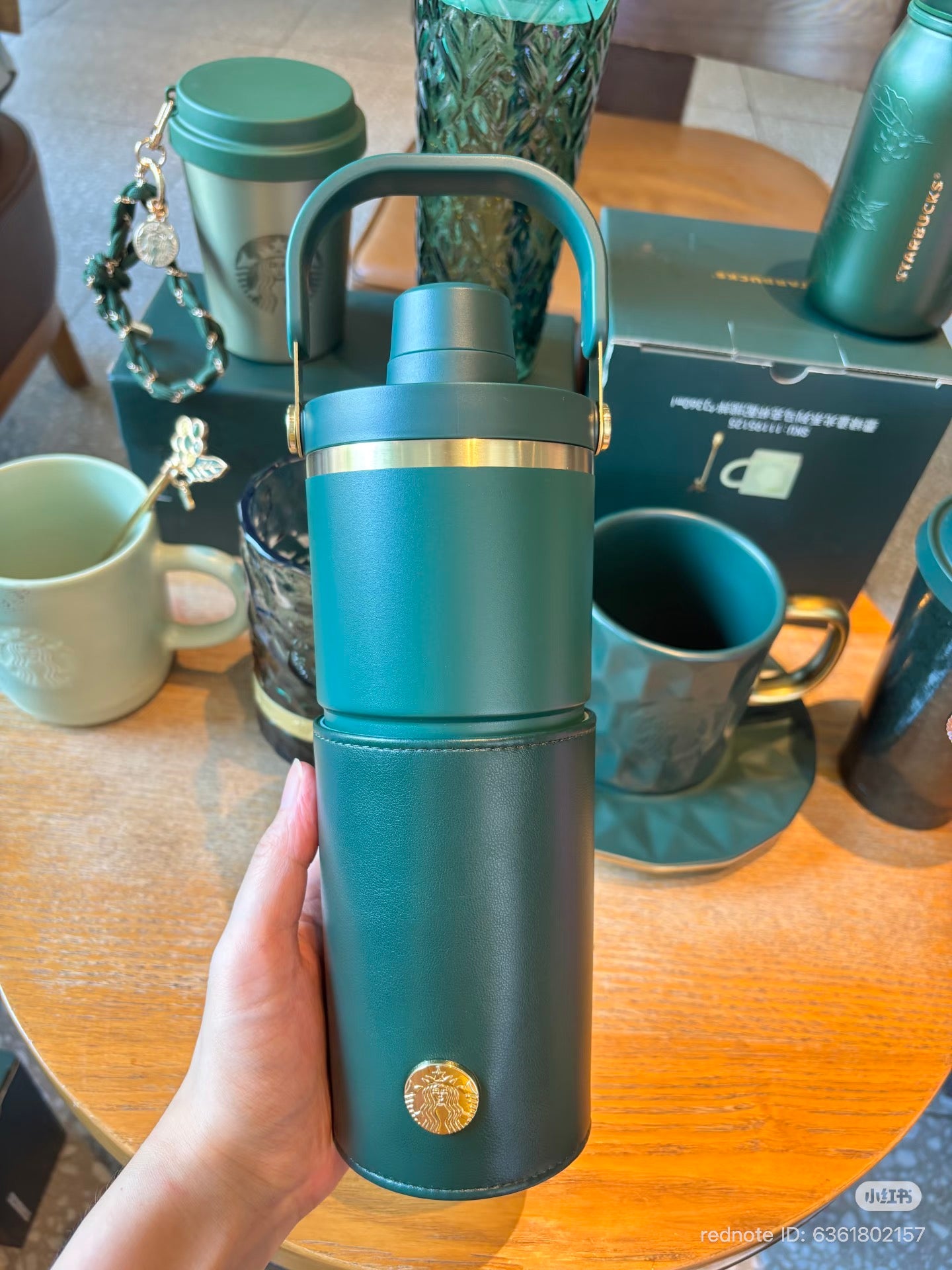 Starbucks 2026 China Summer Dark Green Siren Logo Sleeve 24oz SS Tumbler