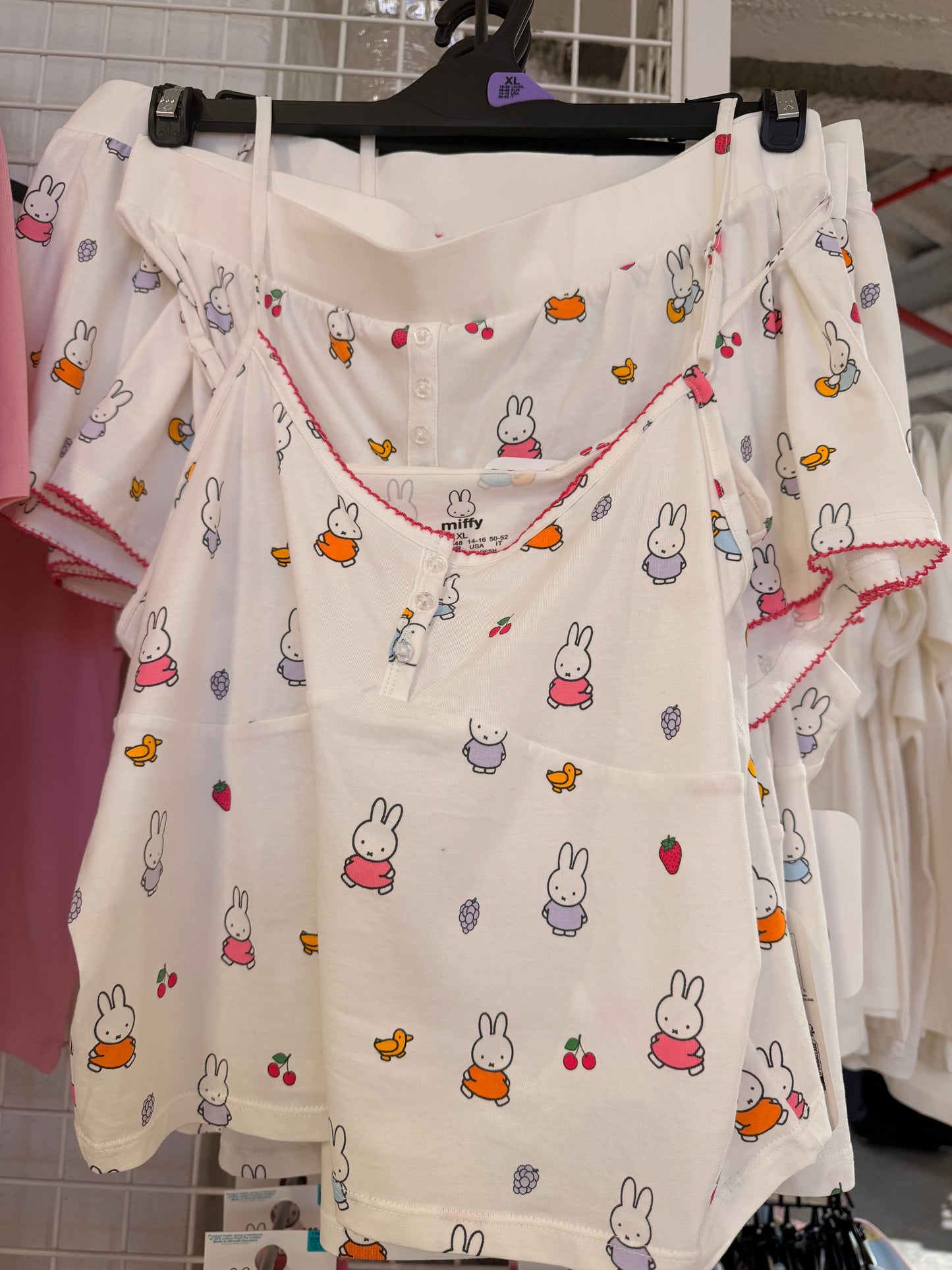 Pijama Miffy con short