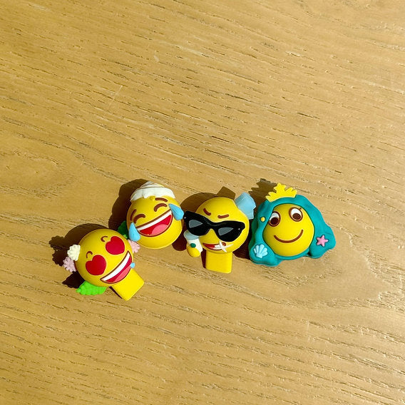 Starbucks x QQ Emoji Toppers Set Accesorios