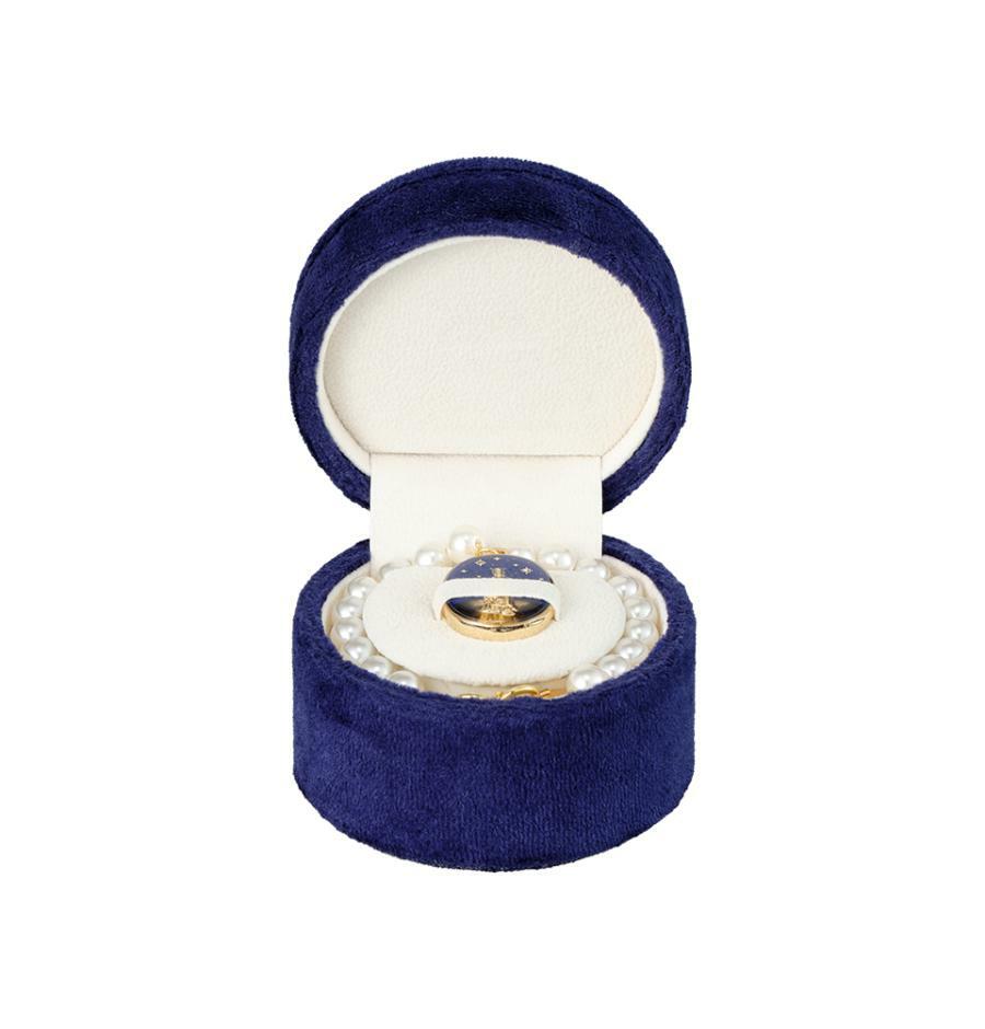 Charm de Perlas A Room of Quiet Contemplation Beads Charm