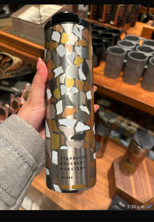 Termo de acero inspirado en el piso de reserve Roastery Milan