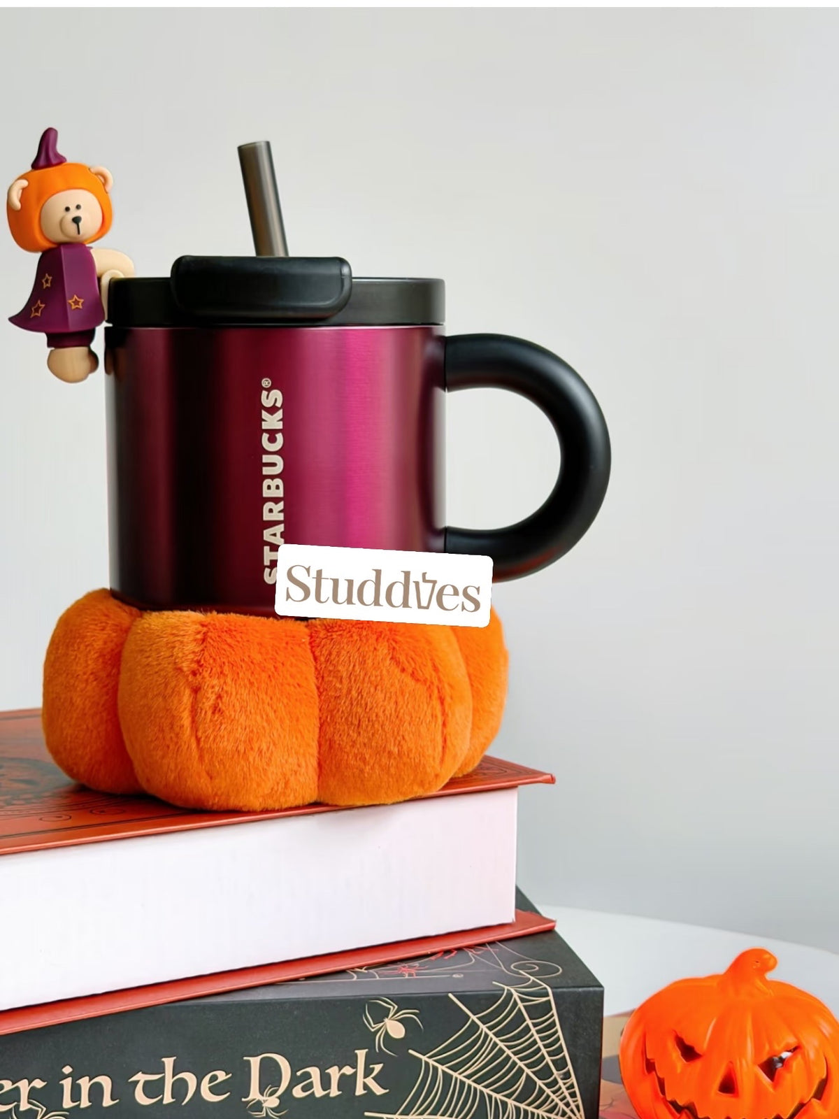 Starbucks China 2026 Halloween Magical Night 570ml Pumpkin Straw Cup