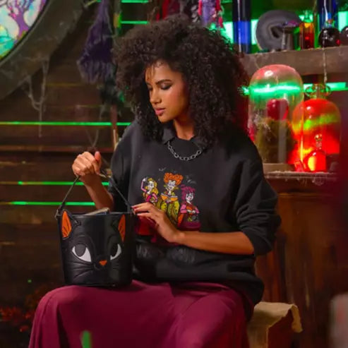 Disney Store US | Hocus Pocus Sanderson Sisters Pullover Sweatshirt 🧙‍♀️🖤
