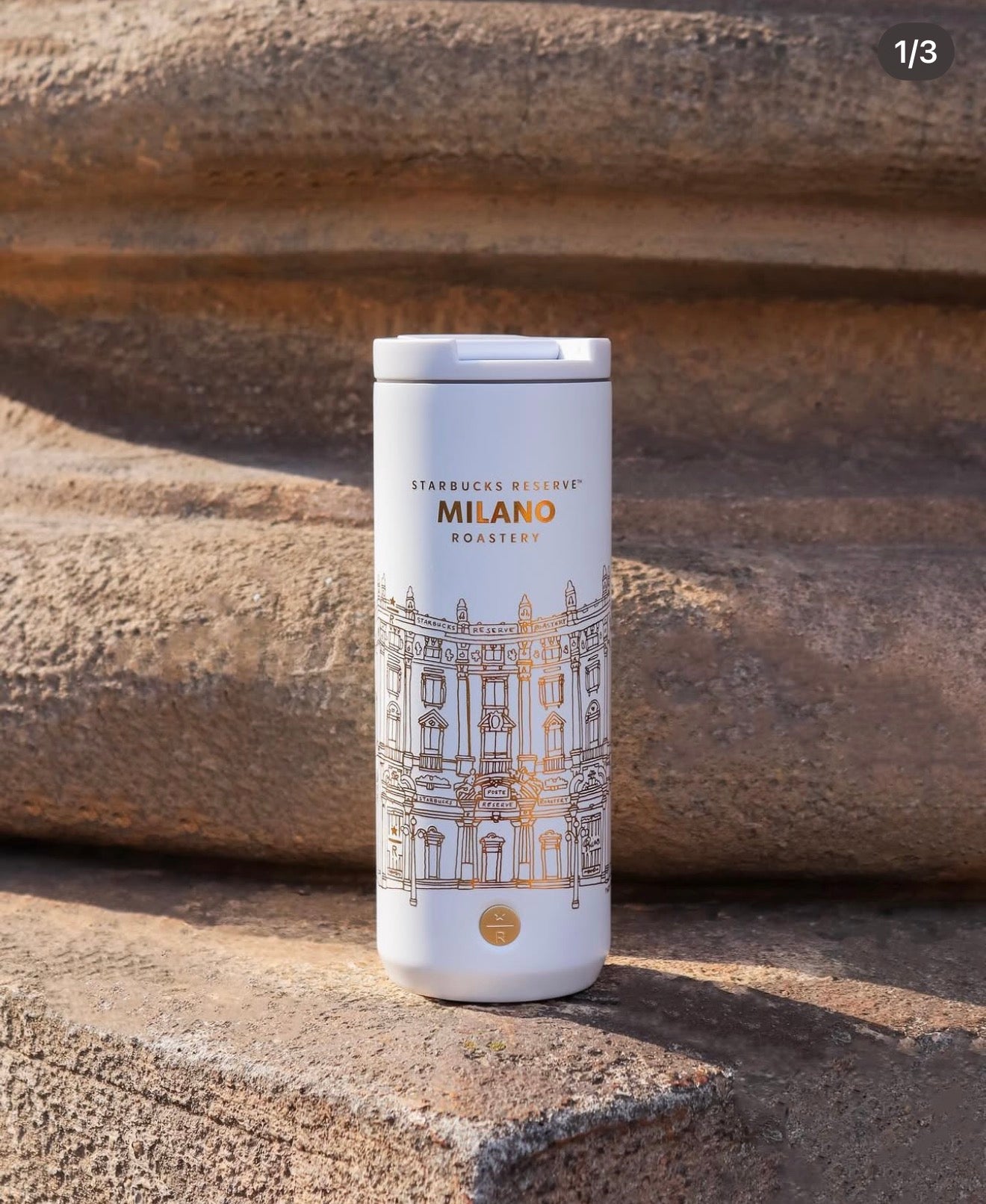 Termo de acero inoxidable blanco con fachada en relieve Starbucks Reserve Milano