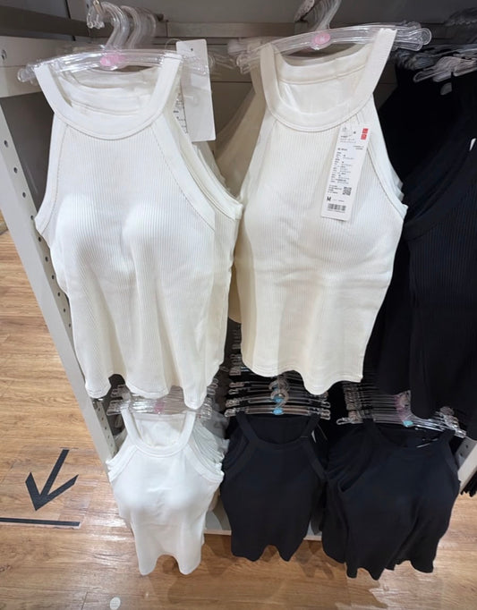 Playera Uniqlo sin mangas