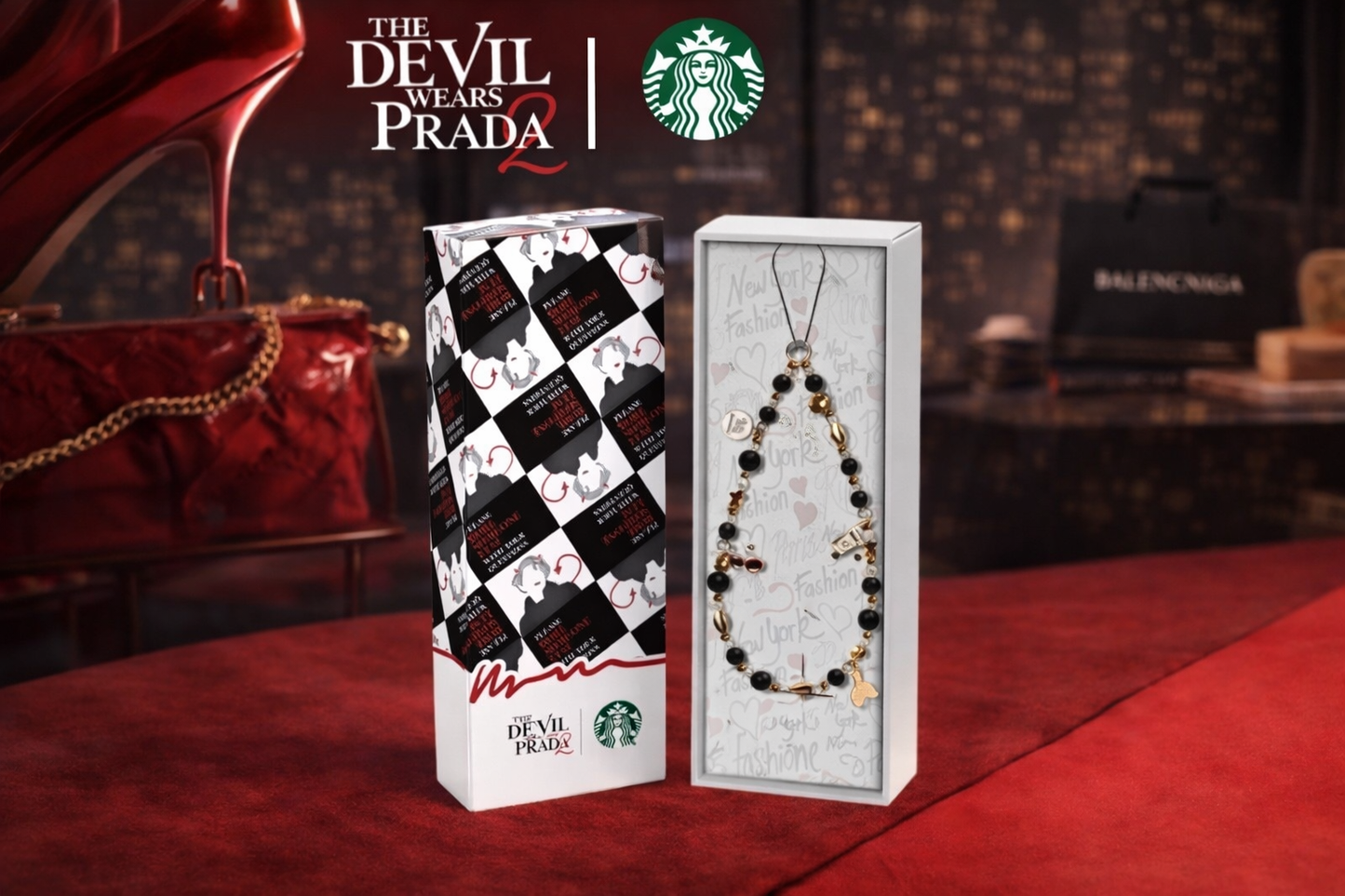 Charm para Celular Starbucks x The Devil Wears Prada – Edición China con Diseño Joyería Fashion (Set Premium)