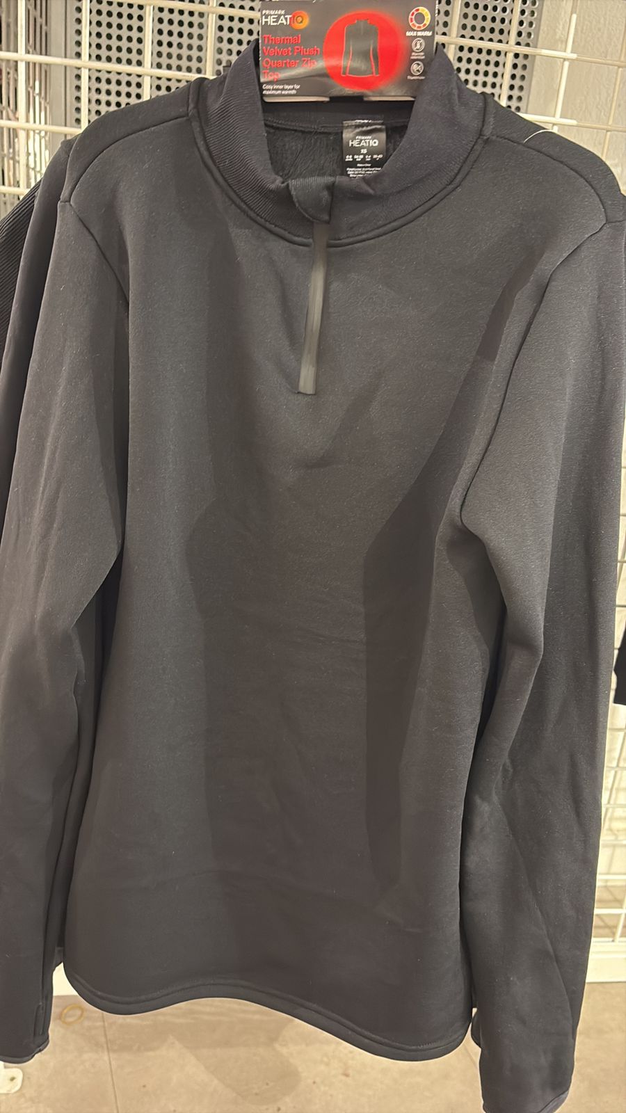 Playera Negra Con Borrego Talla S