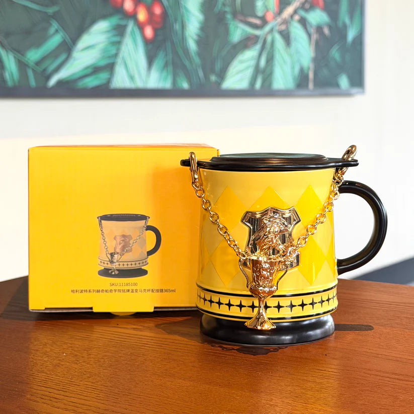 Taza de Ceramica Starbucks China 2025 Harry Potter Collaboration Series Hufflepuff House Temperature Changing Mug with Chain 365ml 12.85oz