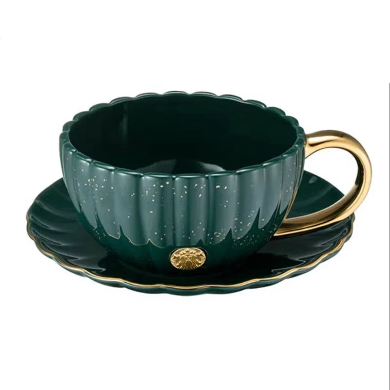 Starbucks Taiwan 2025 Christmas Party Series Mug and Plate Set 10.42oz 296ml