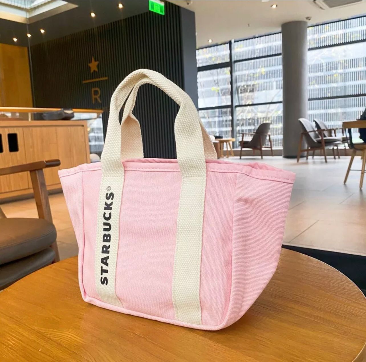 Lonchera rosa Stanley