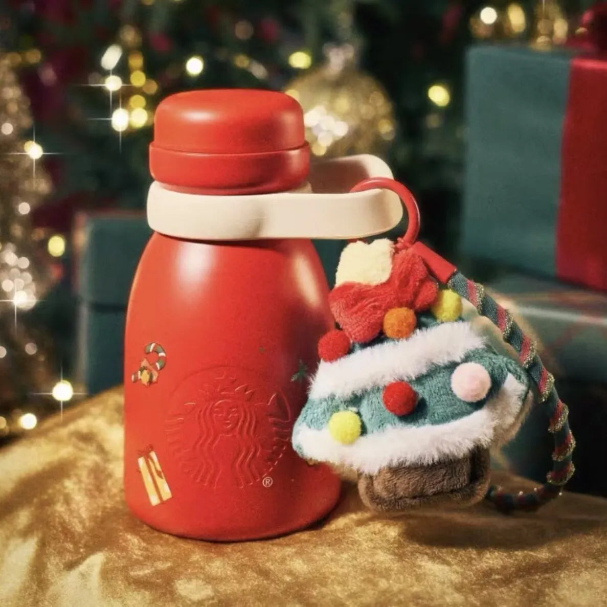 Starbucks 2025 China Warm Christmas Red baby bottle 14oz SS Tumbler with Keychain