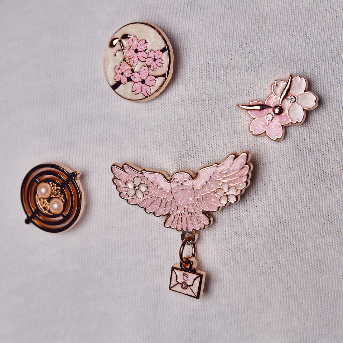 Juego de pins y insignias de Sakura Harajuku