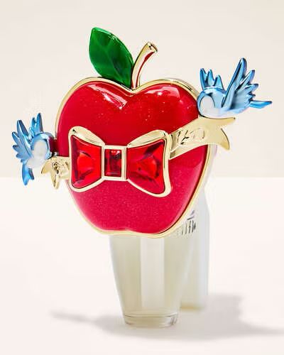 Snow White wallflower from from Bath & Body Works’ Disney Princess collection.
Bath & Body Works
