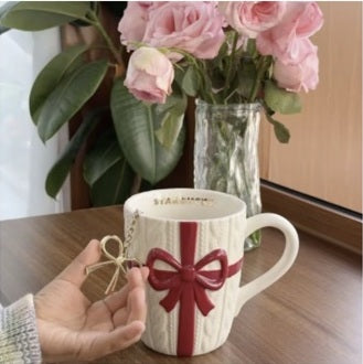 Starbucks China Christmas 2026 | Mug con infusor y moño